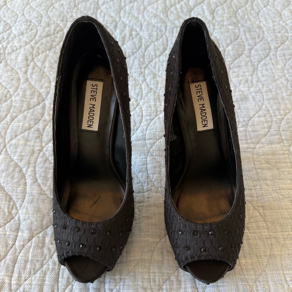 Steve Madden Peep-Toe Heels - Picture 3 of 5